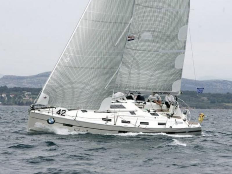 Book yachts online - sailboat - Bavaria 40 Cruiser S - B 52 - rent