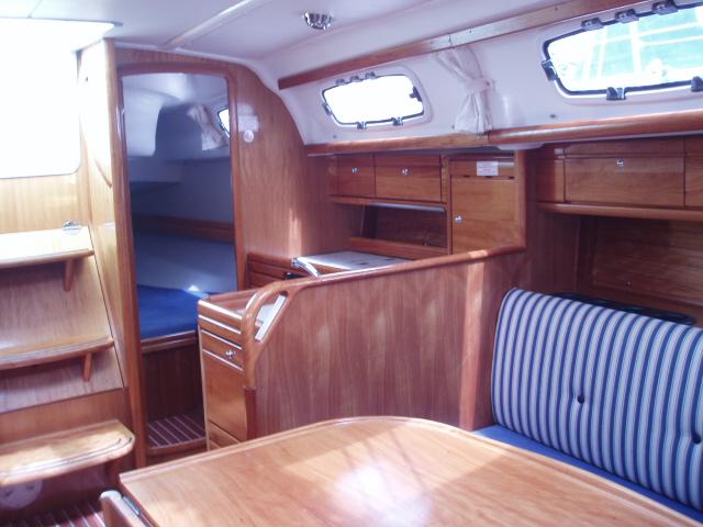 Book yachts online - sailboat - Bavaria 33 Cruiser - Konstantinos - rent