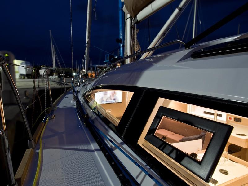 Book yachts online - sailboat - Elan 45 Impression AC - SHOW TIME(AC) - rent