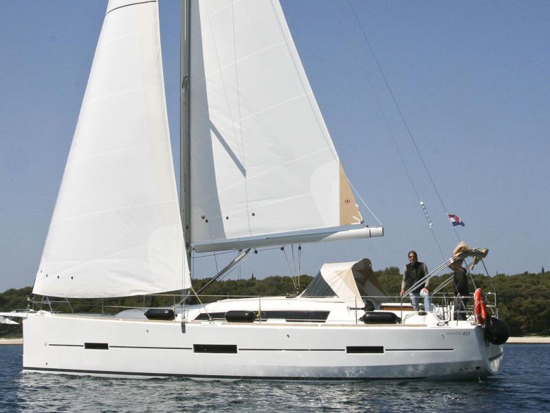 Book yachts online - sailboat - Dufour 412 Grand large - Stella - rent