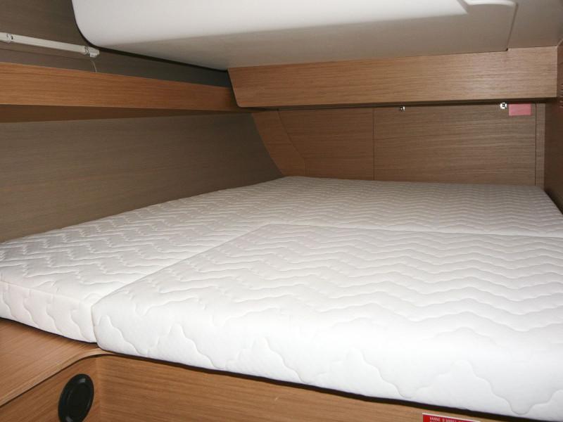 Book yachts online - sailboat - Dufour 460 Grand Large - Alila III - rent