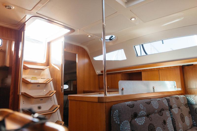 Book yachts online - sailboat - Elan 434 - Naias - rent