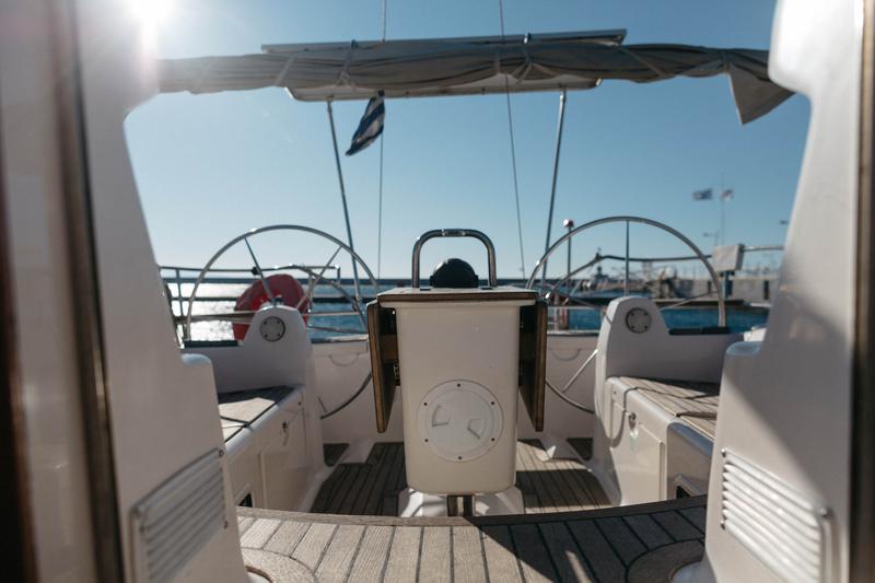 Book yachts online - sailboat - Elan 434 - Naias - rent