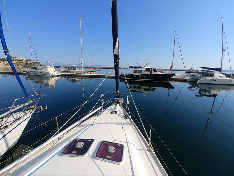 Book yachts online - sailboat - Sun Odyssey 44 i - Beethoven - rent