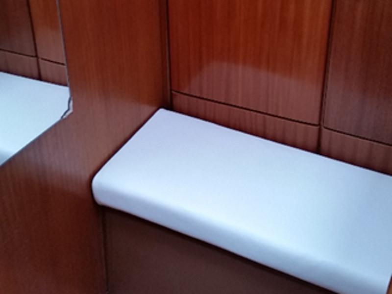 Book yachts online - sailboat - Bavaria 36 (Owner's version) - Ankereva - rent