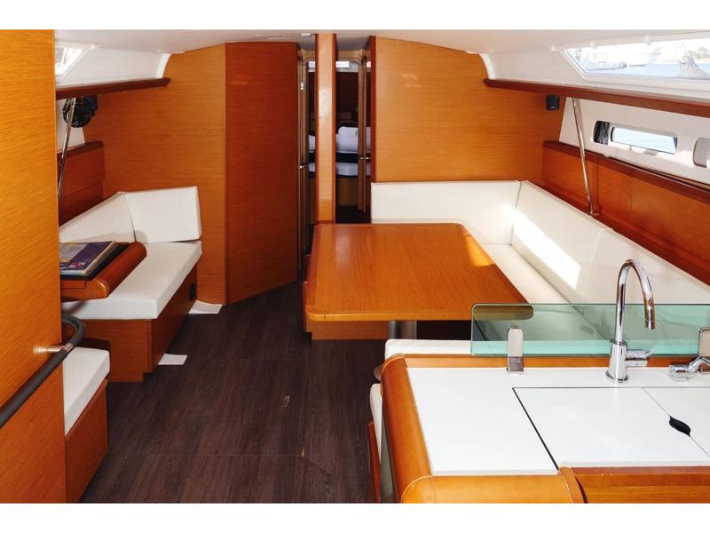 Book yachts online - sailboat - Sun Odyssey 449 - PORT ROYAL - rent