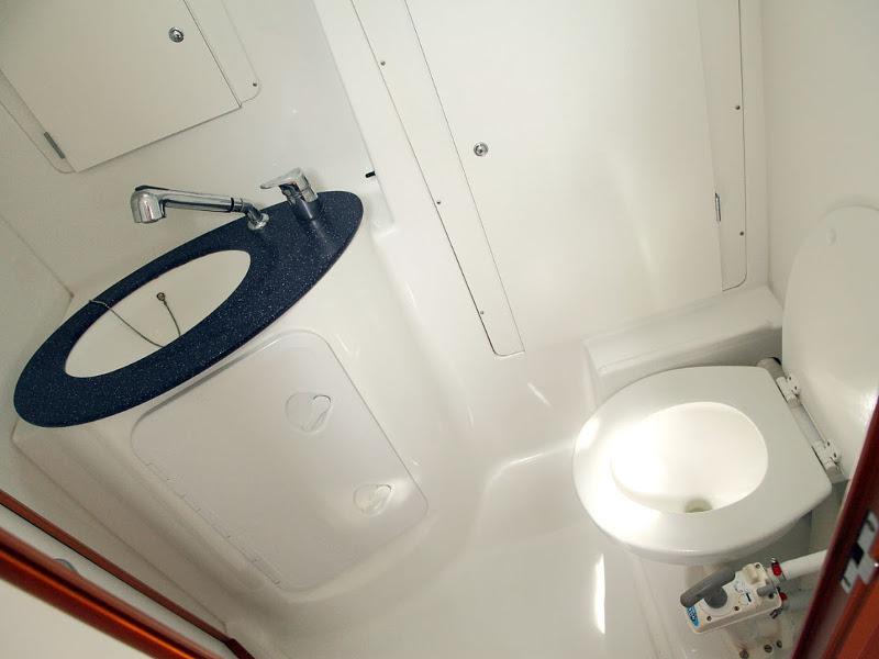 Book yachts online - sailboat - Beneteau Cyclades 43.4 - HIMALAYA - rent