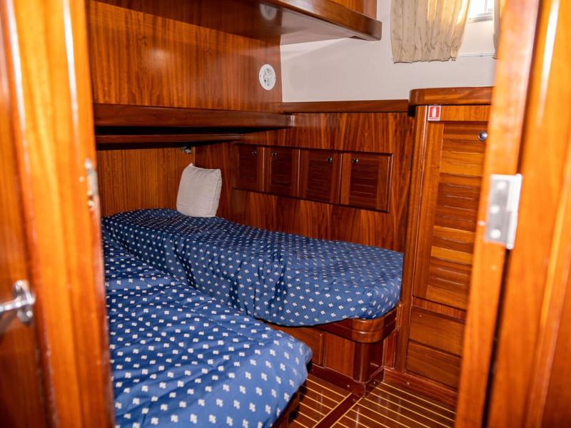 Book yachts online - motorboat - Menorquin 160 - Buccara X - rent