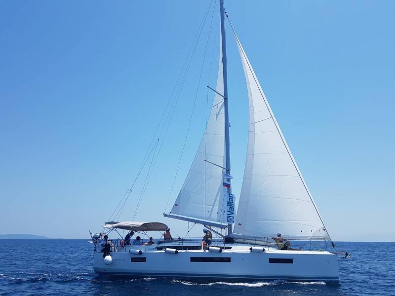 Book yachts online - sailboat - Sun Odyssey 440 - Celene - rent