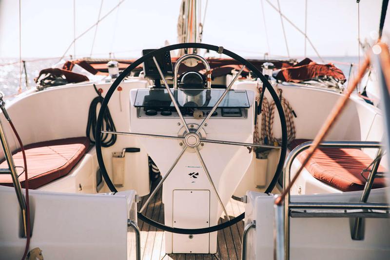 Book yachts online - sailboat - Oceanis 411 Clipper - Erika - rent