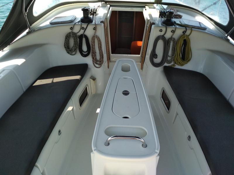 Book yachts online - sailboat - Cyclades 43.4 - Barbera - rent