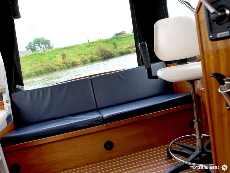 Book yachts online - motorboat - Valkkruiser sport 850 - Borealis - rent
