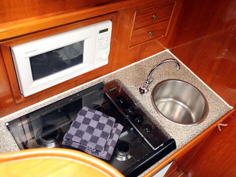 Book yachts online - motorboat - Valkkruiser 1300 content - Geminus - rent