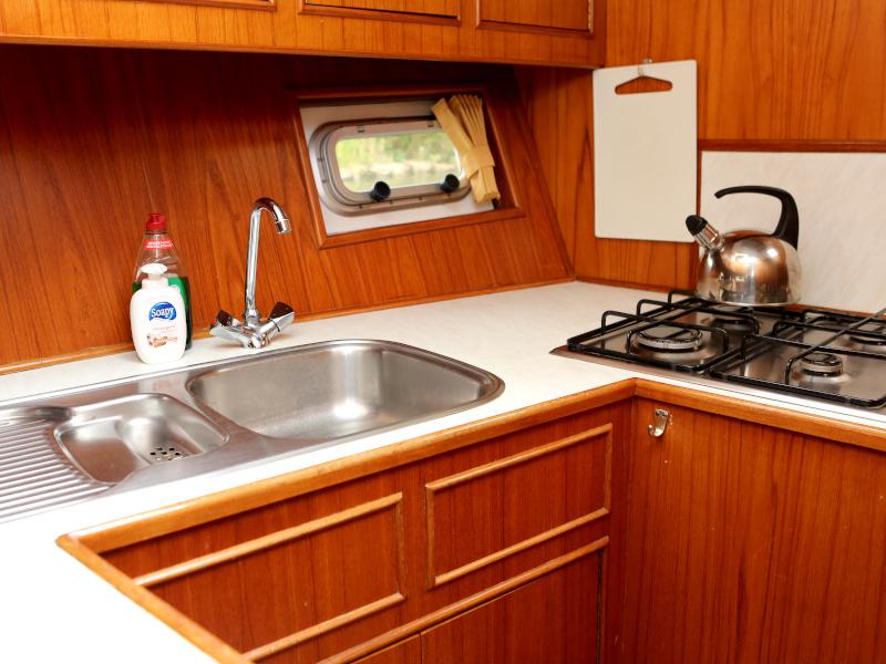 Book yachts online - motorboat - Valk Voyager 1400 - Calypso - rent