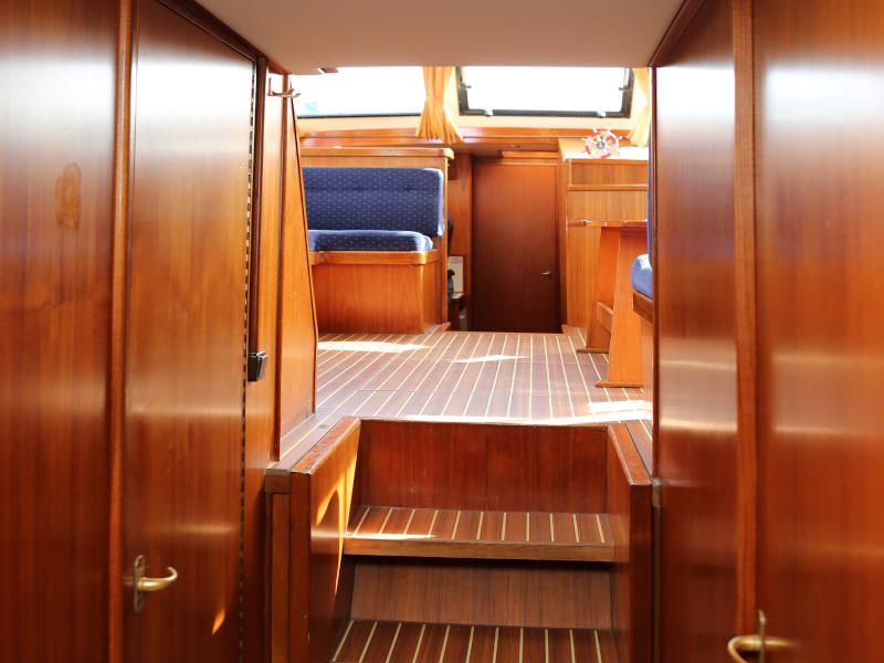 Book yachts online - motorboat - Valk Voyager 1400 - Calypso - rent
