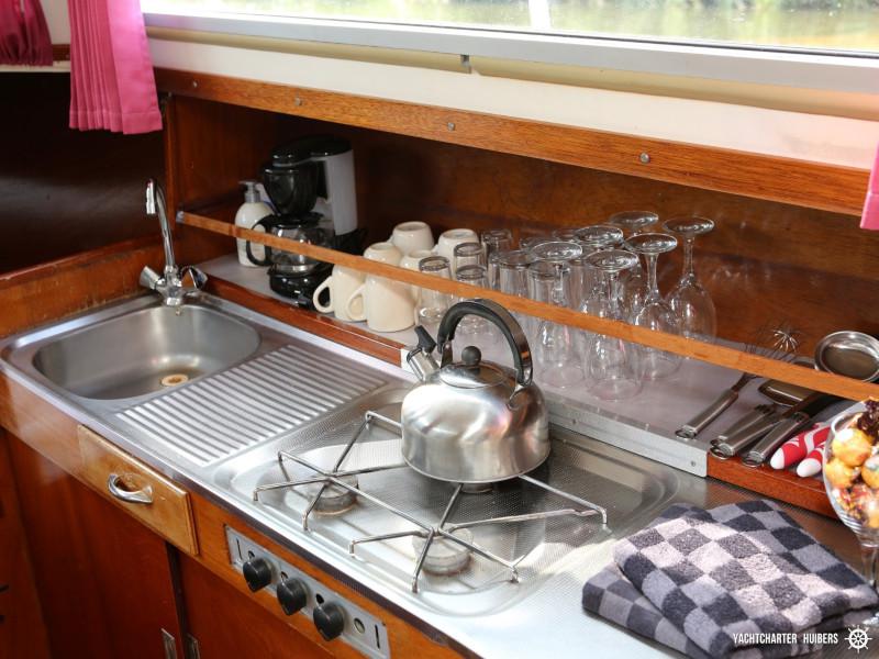 Book yachts online - motorboat - Curtevenne 830 - Haedi - rent