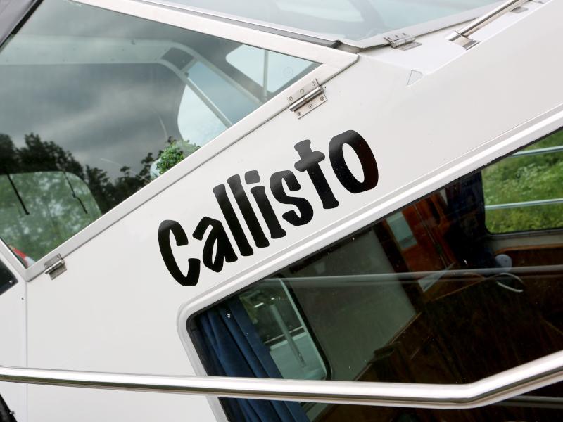 Book yachts online - motorboat - Pedro Solano 33 - Callisto - rent