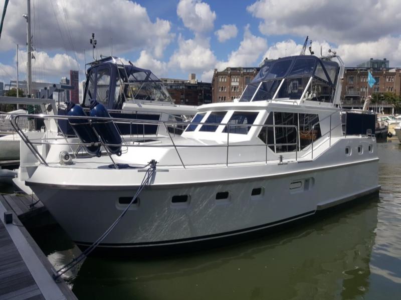 Book yachts online - motorboat - Renal 40 - Majoris - rent