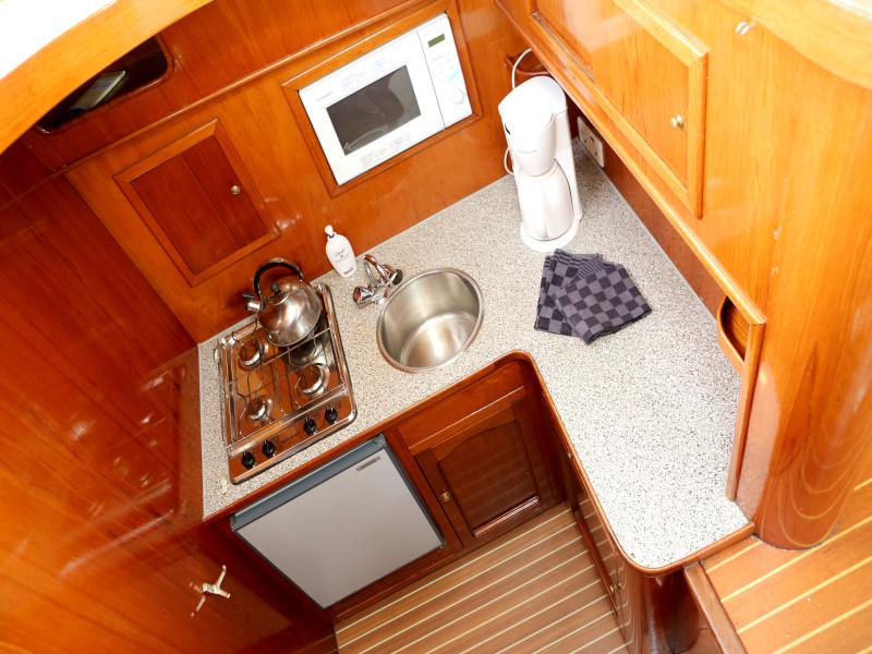Book yachts online - motorboat - Barkas 1100 - Sirius - rent