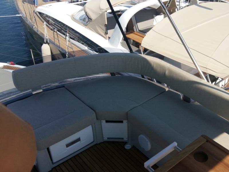Book yachts online - motorboat - Bavaria E40 Fly - Danijela - rent