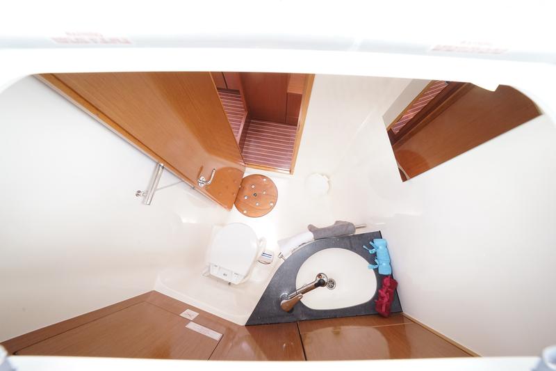 Book yachts online - sailboat - Bavaria 43 Cruiser - Kairos (Fully Refurbished 2019) - rent