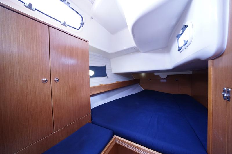 Book yachts online - sailboat - Bavaria 43 Cruiser - Kairos (Fully Refurbished 2019) - rent