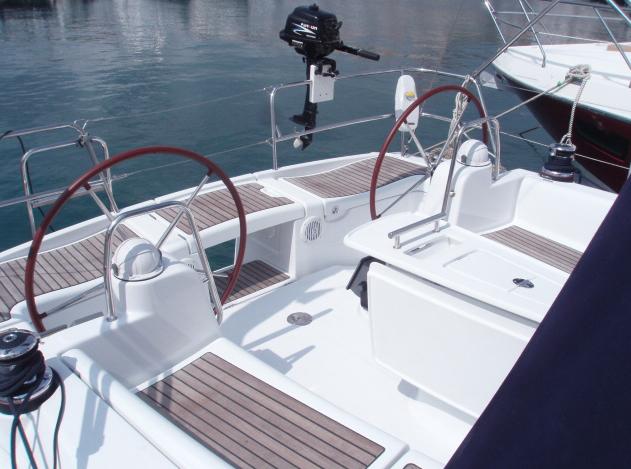 Book yachts online - sailboat - Oceanis 43 - Sifnos - rent