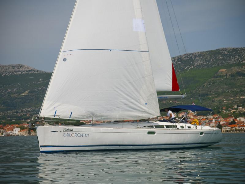 Book yachts online - sailboat - Sun Odyssey 49 - Violeta - rent