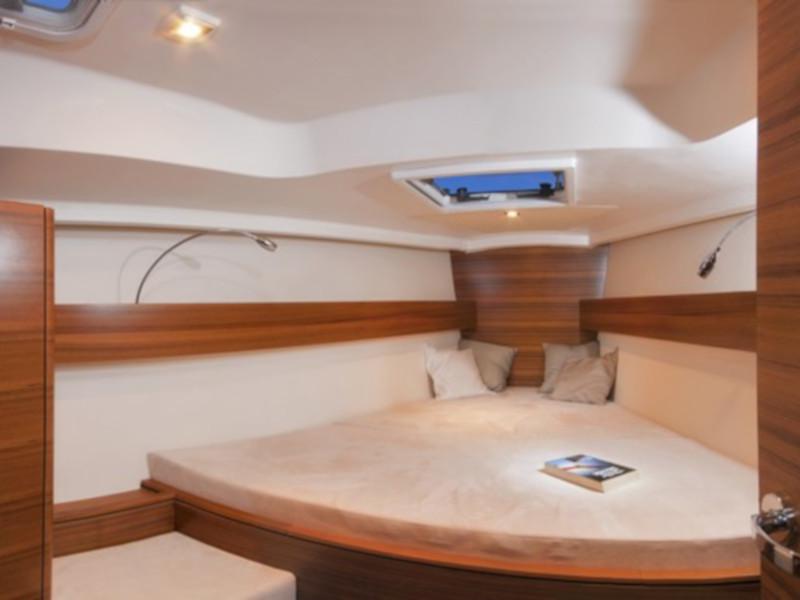 Book yachts online - sailboat - Salona 41 - Sol Et Velo - rent