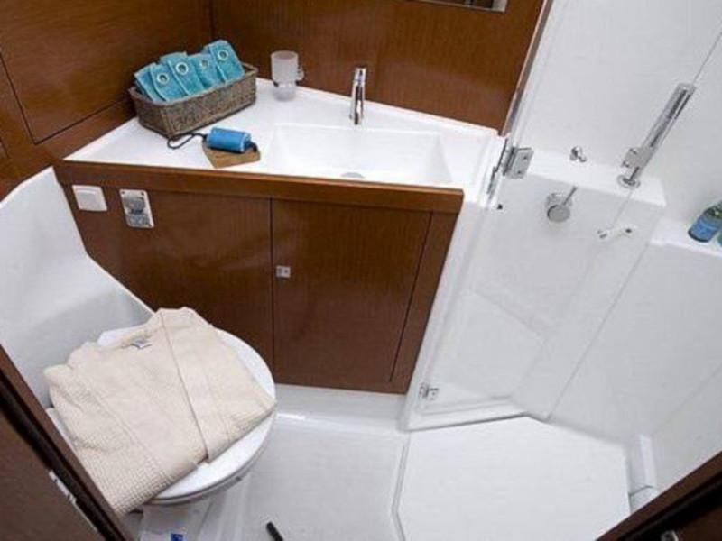 Book yachts online - sailboat - Oceanis 45 - Nesi 2 - rent
