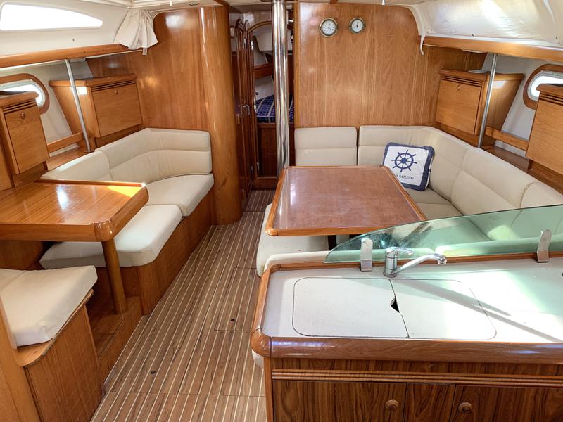Book yachts online - sailboat - Sun Odyssey 43 - Tatanos - rent