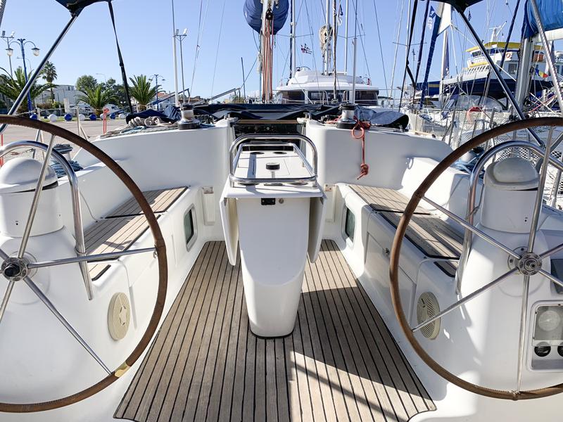 Book yachts online - sailboat - Sun Odyssey 43 - Tatanos - rent