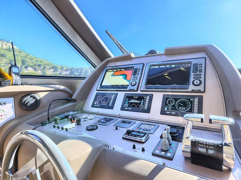 Book yachts online - motorboat - Ferretti 620 - Kimon - rent