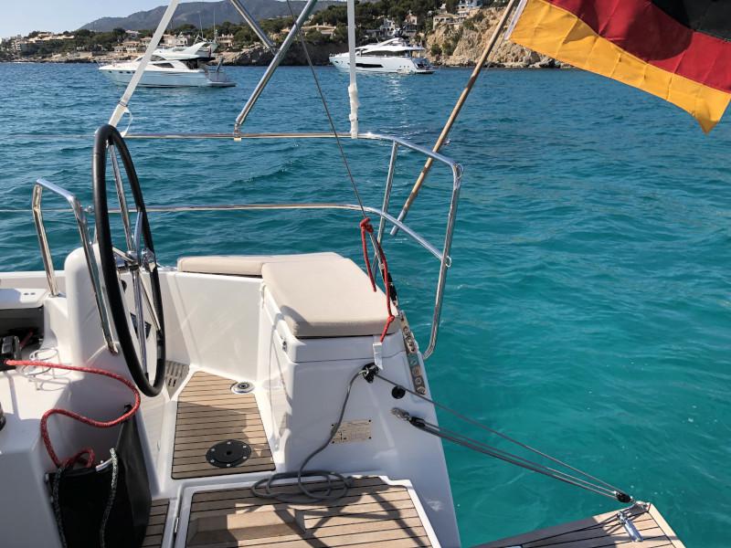 Book yachts online - sailboat - Sun Odyssey 440 - Rebelezza - rent