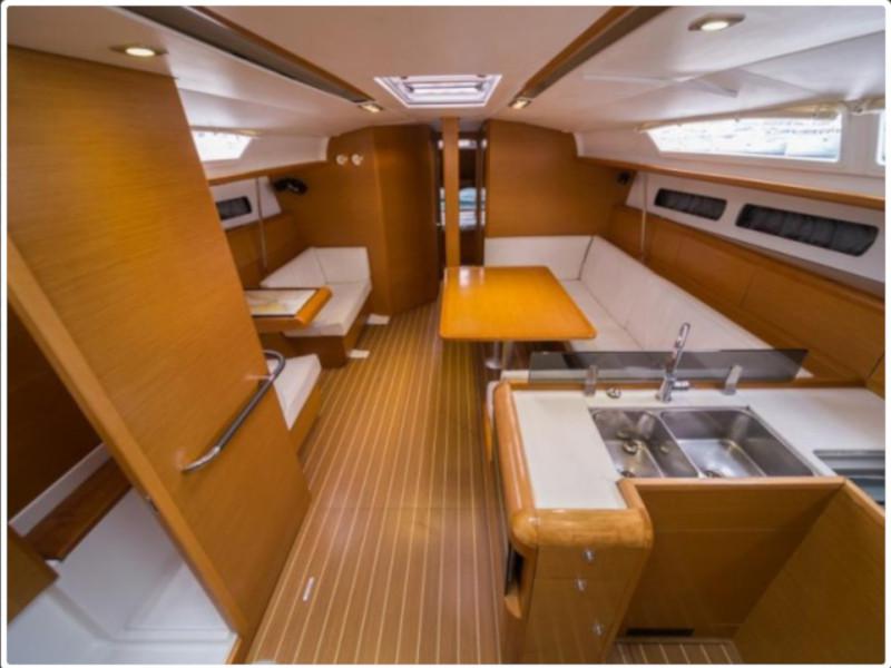 Book yachts online - sailboat - Sun Odyssey 439 - Thales - rent