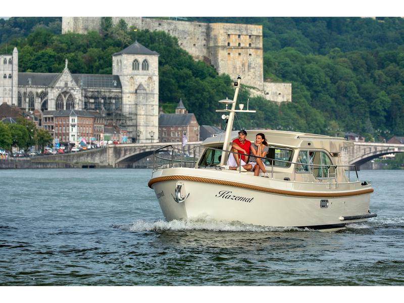 Book yachts online - motorboat - Linssen Grand Sturdy 30 Sedan - Henri Merque - rent