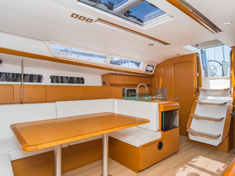 Book yachts online - sailboat - Sun Odyssey 449 - ELISSA - rent