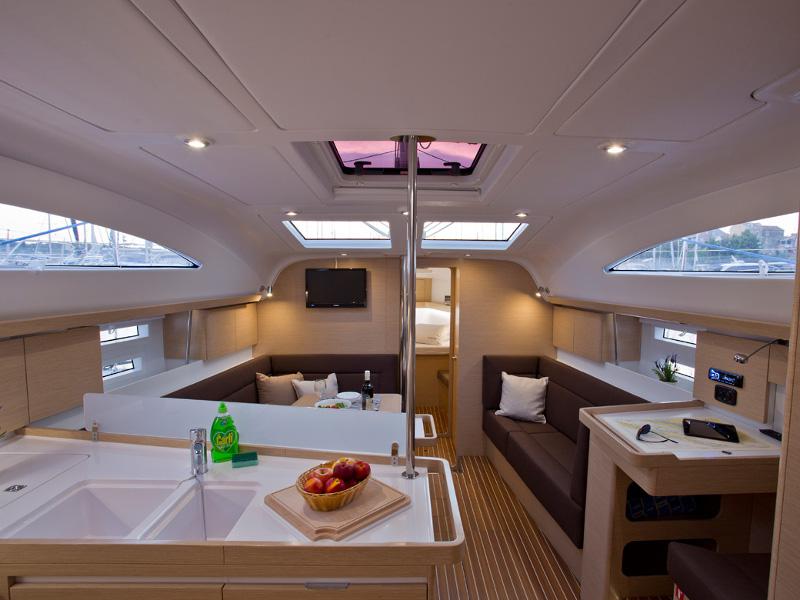 Book yachts online - sailboat - Elan 45 Impression - LIYA - rent