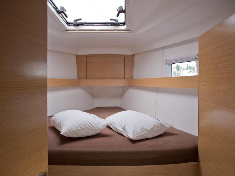 Book yachts online - sailboat - Elan 444 Impression - PAULA - rent