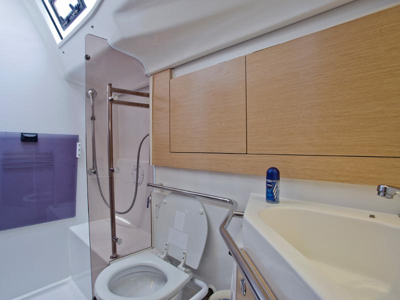 Book yachts online - sailboat - Elan 444 Impression - PAULA - rent