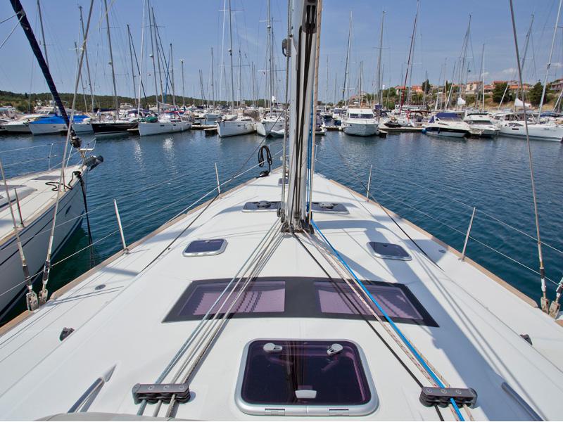 Book yachts online - sailboat - Oceanis 50 Family - MALI MATKO - rent