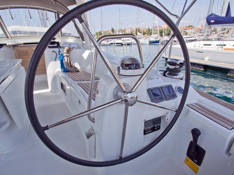 Book yachts online - sailboat - Oceanis 50 Family - MALI MATKO - rent