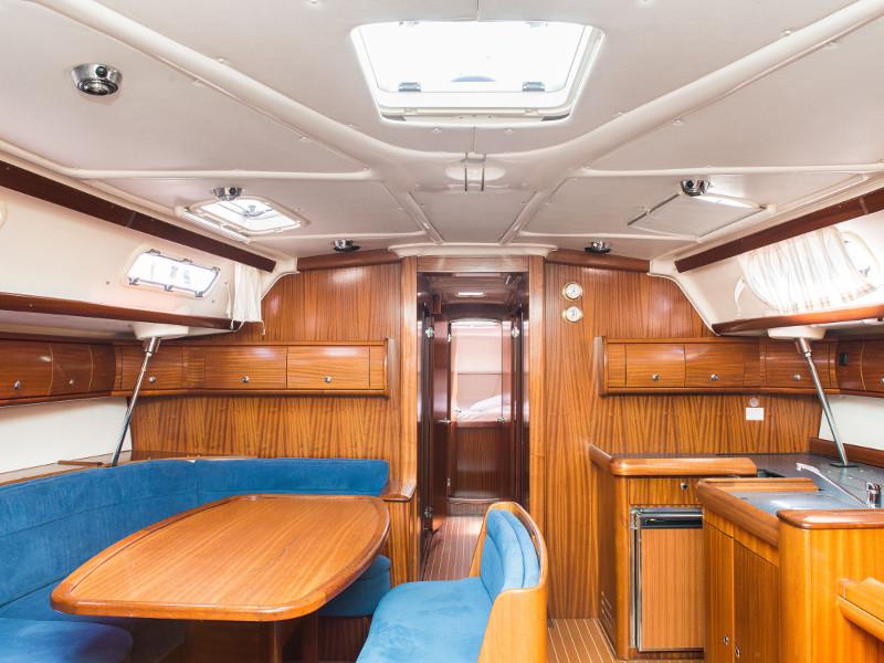 Book yachts online - sailboat - Bavaria 49 - ITT 1 - rent