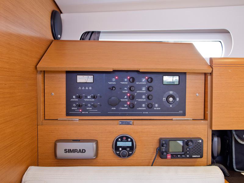Book yachts online - sailboat - Sun Odyssey 409 Performance - STELLINA II - rent
