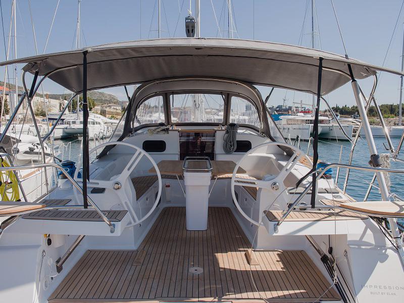 Book yachts online - sailboat - Elan 45 Impression - LUCIKA - rent