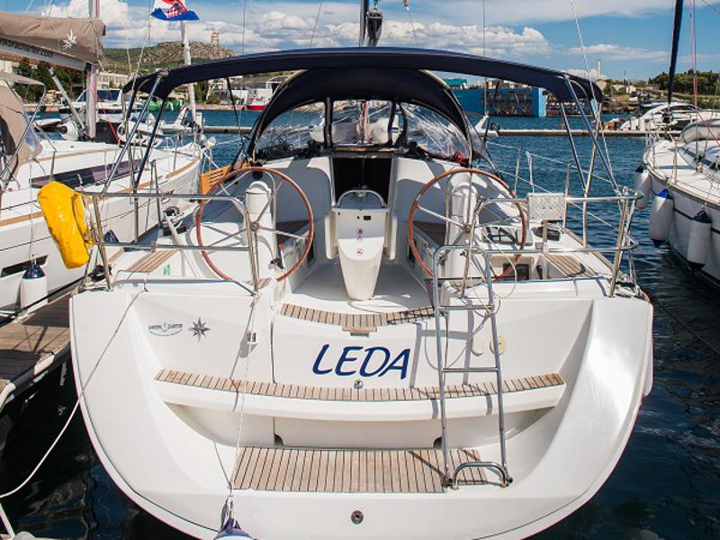 Book yachts online - sailboat - Sun Odyssey 39i - LEDA - rent