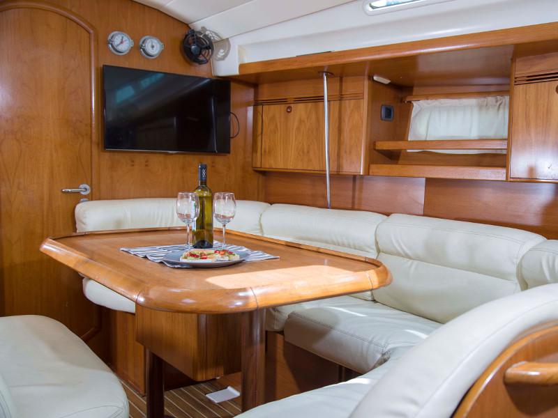 Book yachts online - sailboat - Sun Odyssey 45 - Elpida - rent