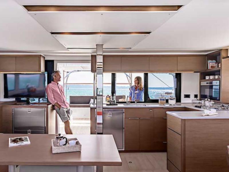 Book yachts online - catamaran - Lagoon 46 - Sol Griso - rent