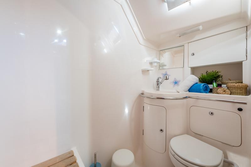Book yachts online - sailboat - Ocean Star 56.1 - Santorini - rent