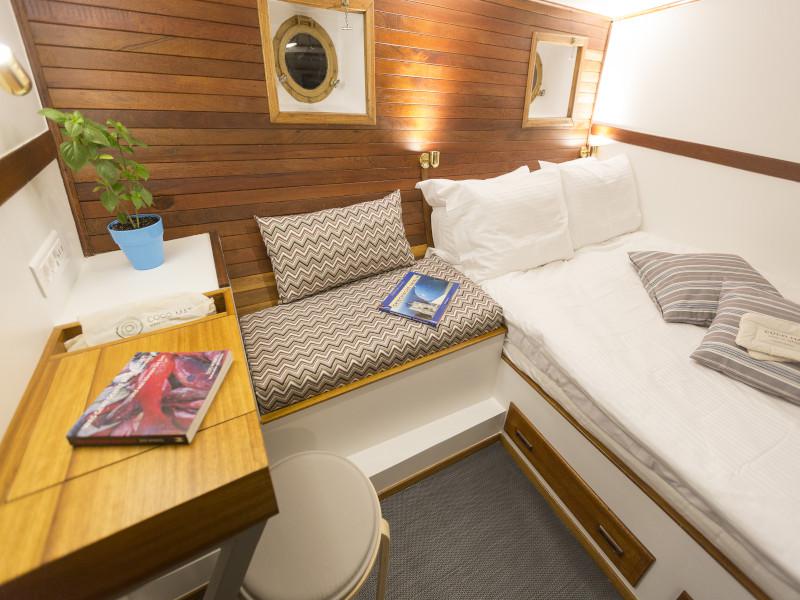 Book yachts online - other - Greek Motorsailer - Cosmos - rent